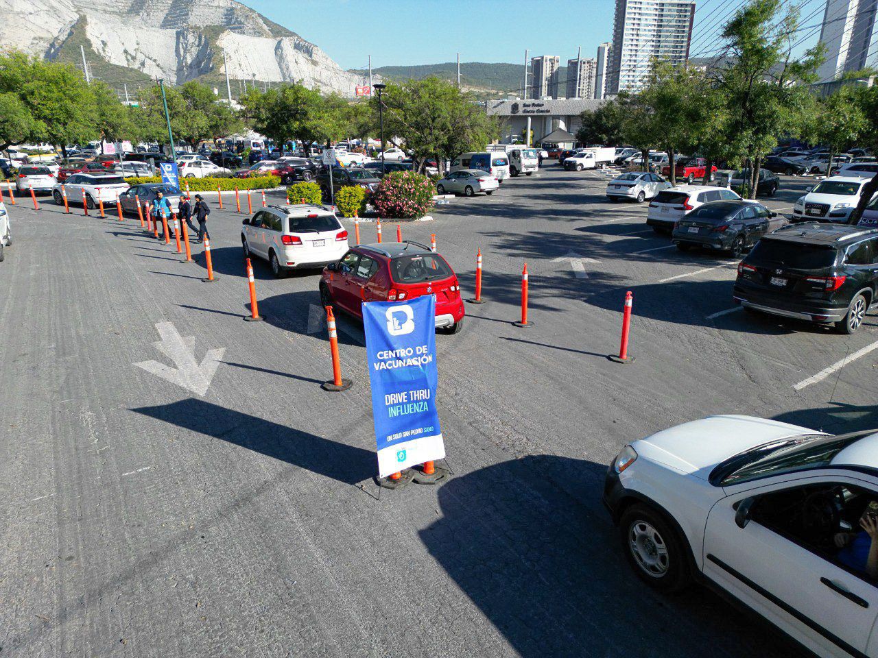 Instala San Pedro drive thru de vacunación contra la influenza - Efecto ...